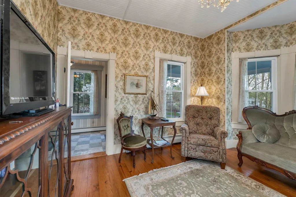 24 Rosewood Lane Madison NH 03875