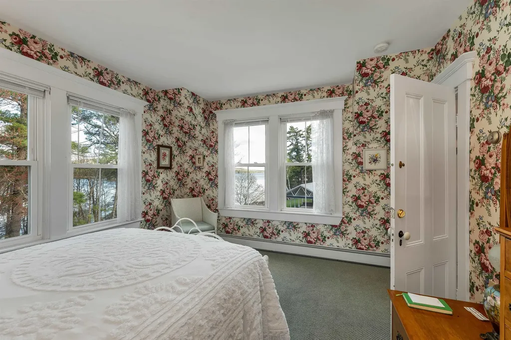 24 Rosewood Lane Madison NH 03875