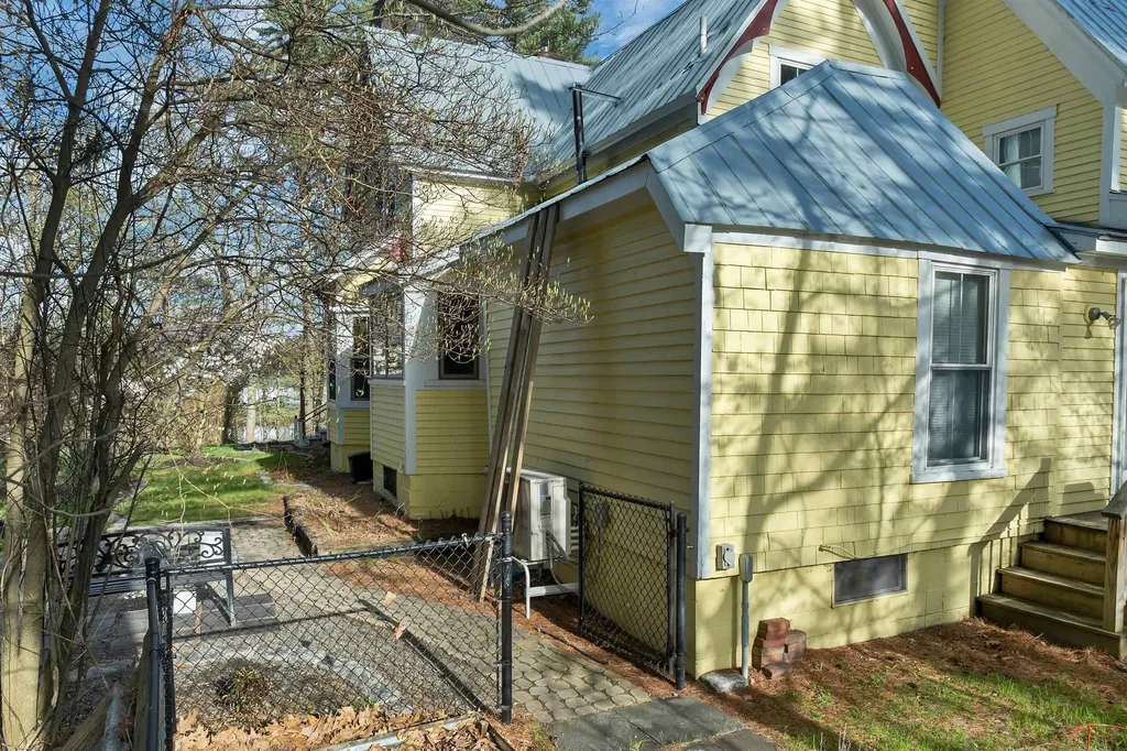 24 Rosewood Lane Madison NH 03875