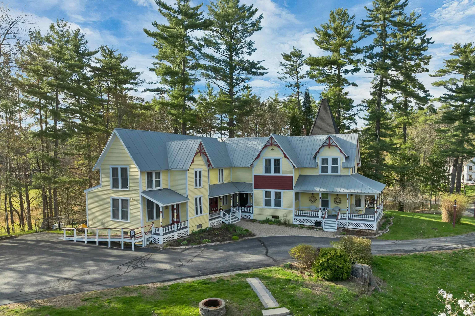 Madison NH, 24 Rosewood Lane
