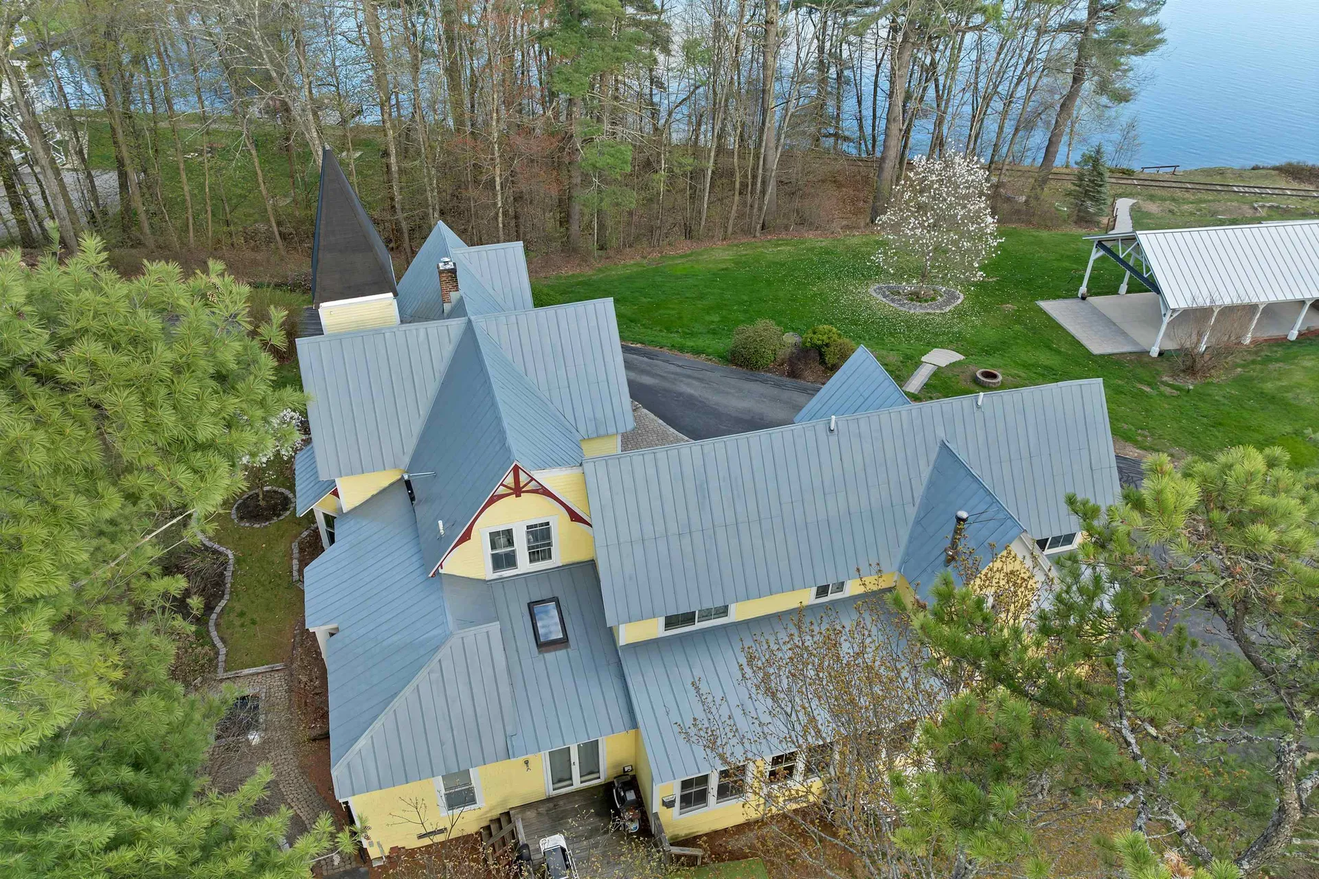 24 Rosewood Lane Madison NH 03875