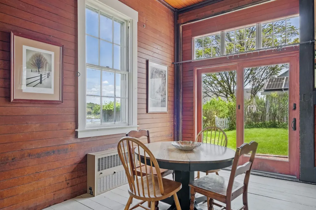11 Highland Street Meredith NH 03253