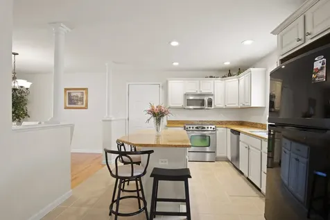5 Izzy Lane Kittery ME 03904