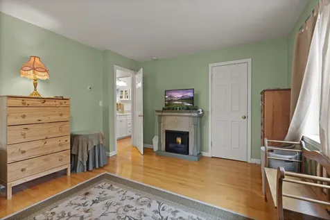 5 Izzy Lane Kittery ME 03904