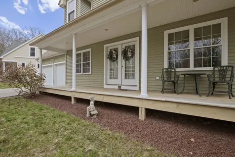 5 Izzy Lane Kittery ME 03904