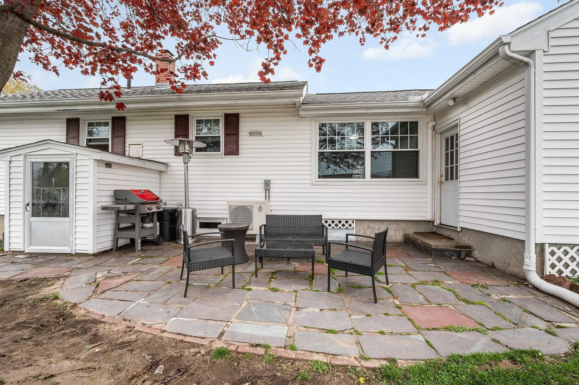 257 Seames Drive Manchester NH 03103-3945