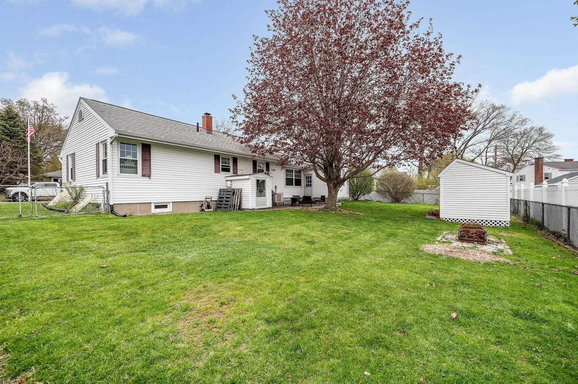 257 Seames Drive Manchester NH 03103-3945