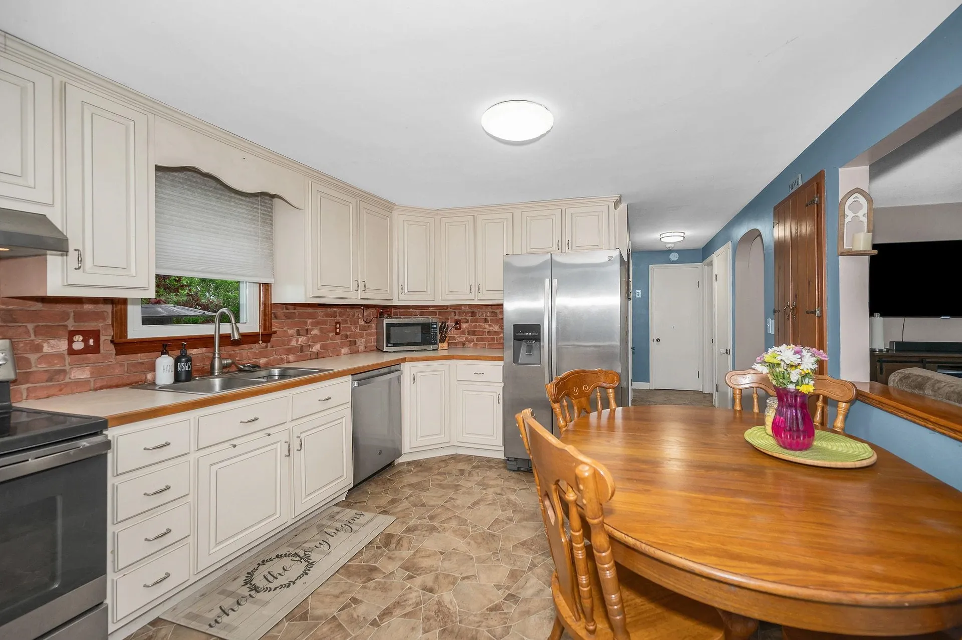 257 Seames Drive Manchester NH 03103-3945
