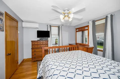 257 Seames Drive Manchester NH 03103-3945