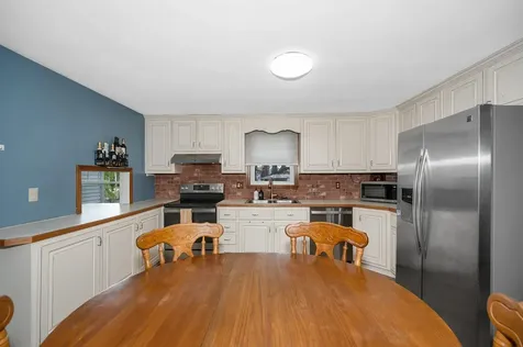 257 Seames Drive Manchester NH 03103-3945
