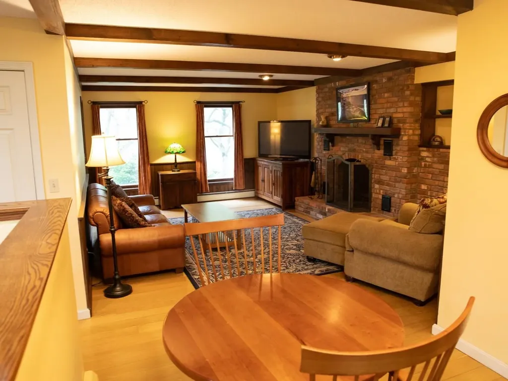62 Summit Circle Shelburne VT 05482