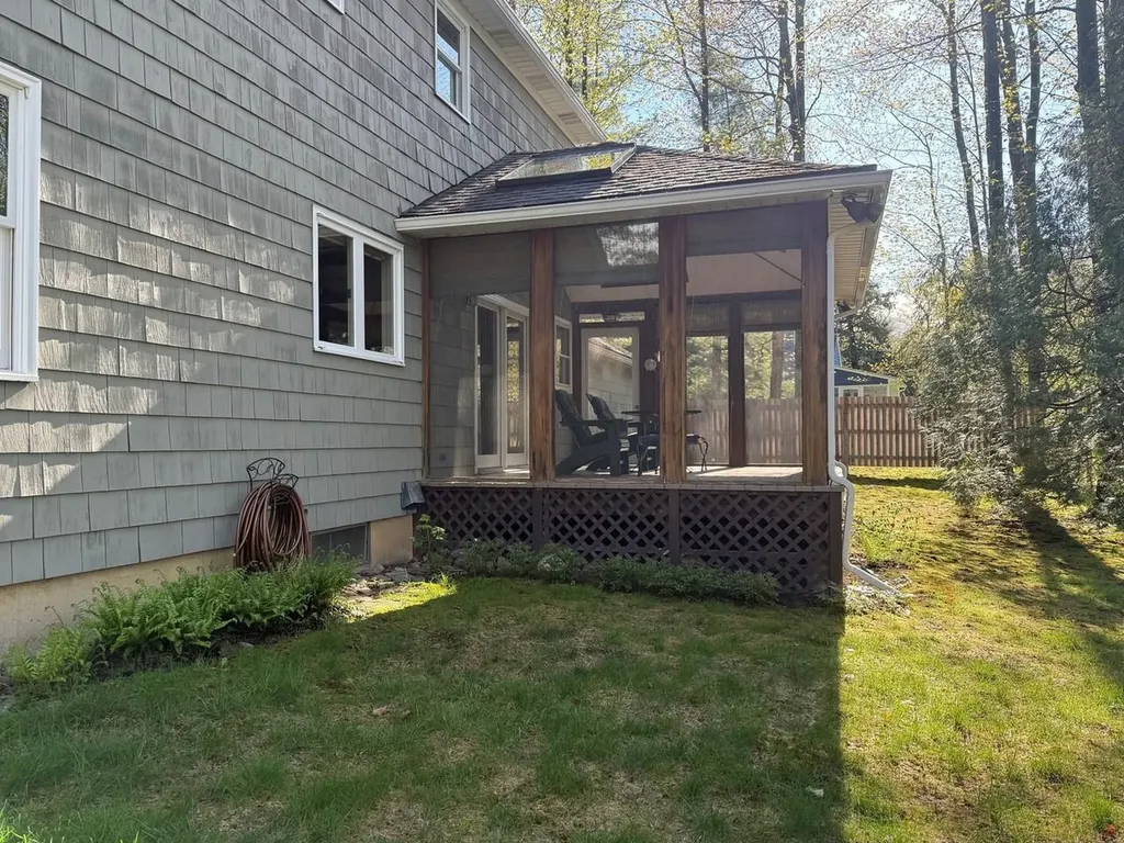 62 Summit Circle Shelburne VT 05482