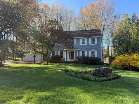 62 Summit Circle Shelburne VT 05482