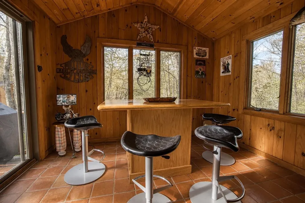 47 Captain Lovewell Lane Ossipee NH 03814