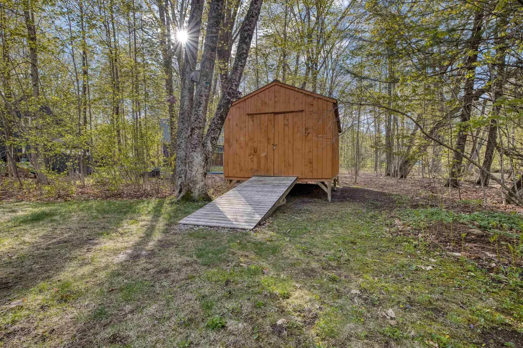 47 Captain Lovewell Lane Ossipee NH 03814