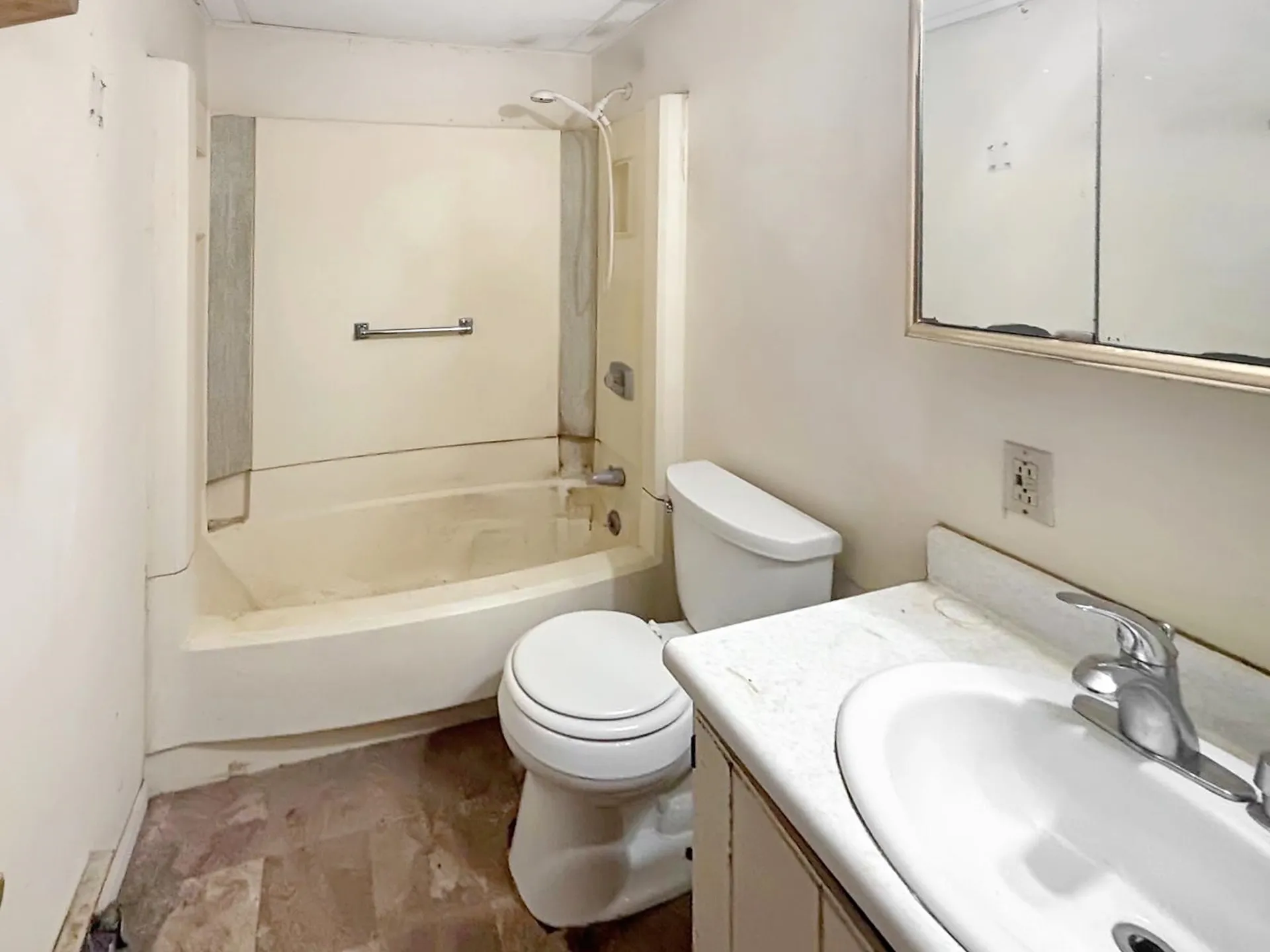 24 Morrison Hill Drive Littleton NH 03561