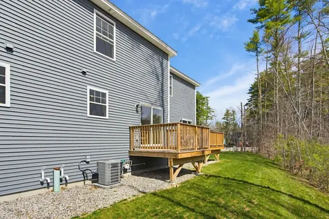 9B Wentworth Lane Barrington NH 03825