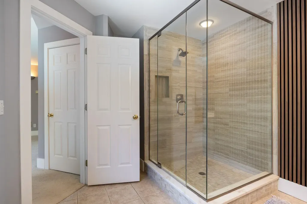 15 Wiggin Way Stratham NH 03885
