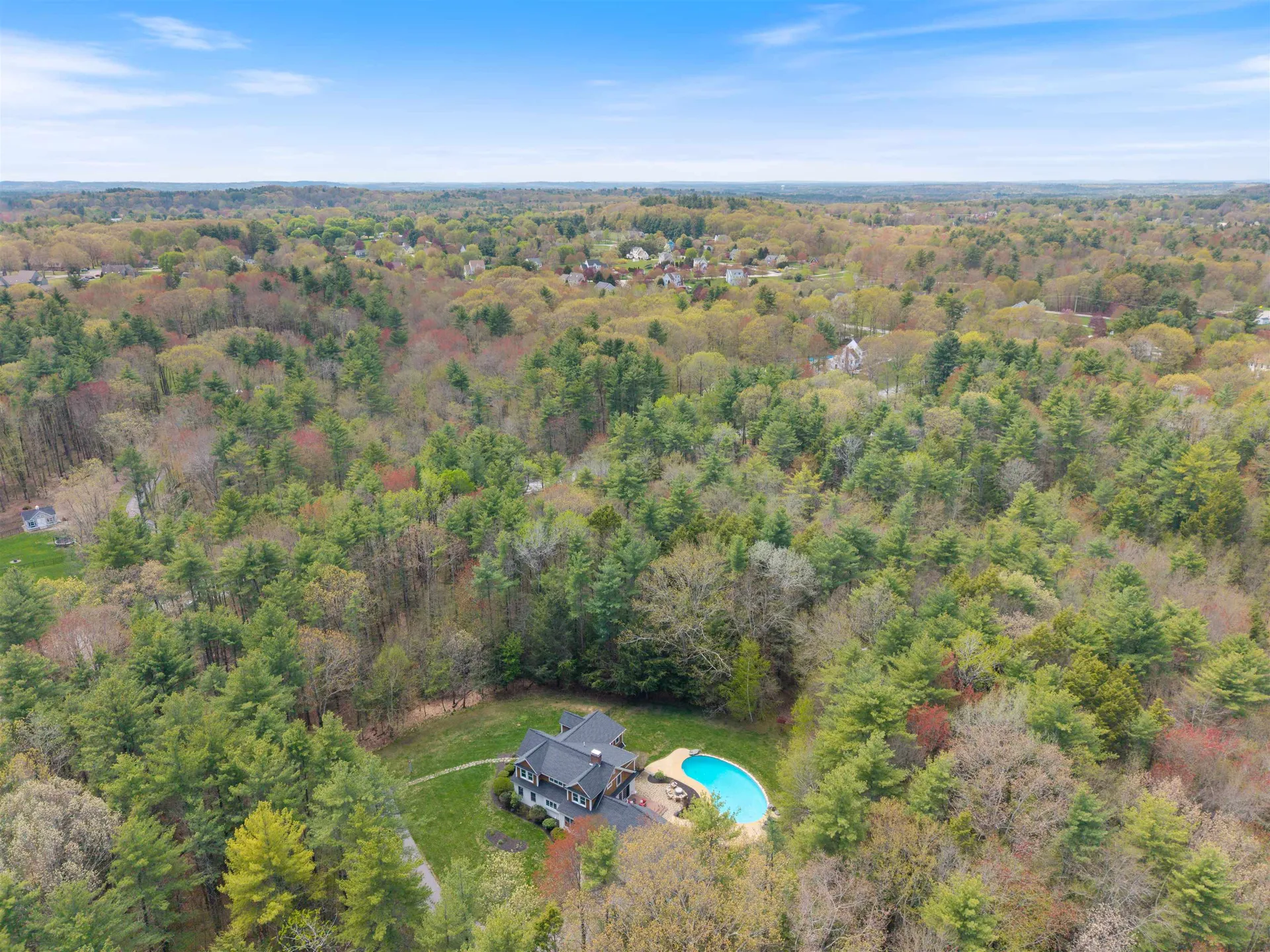 15 Wiggin Way Stratham NH 03885