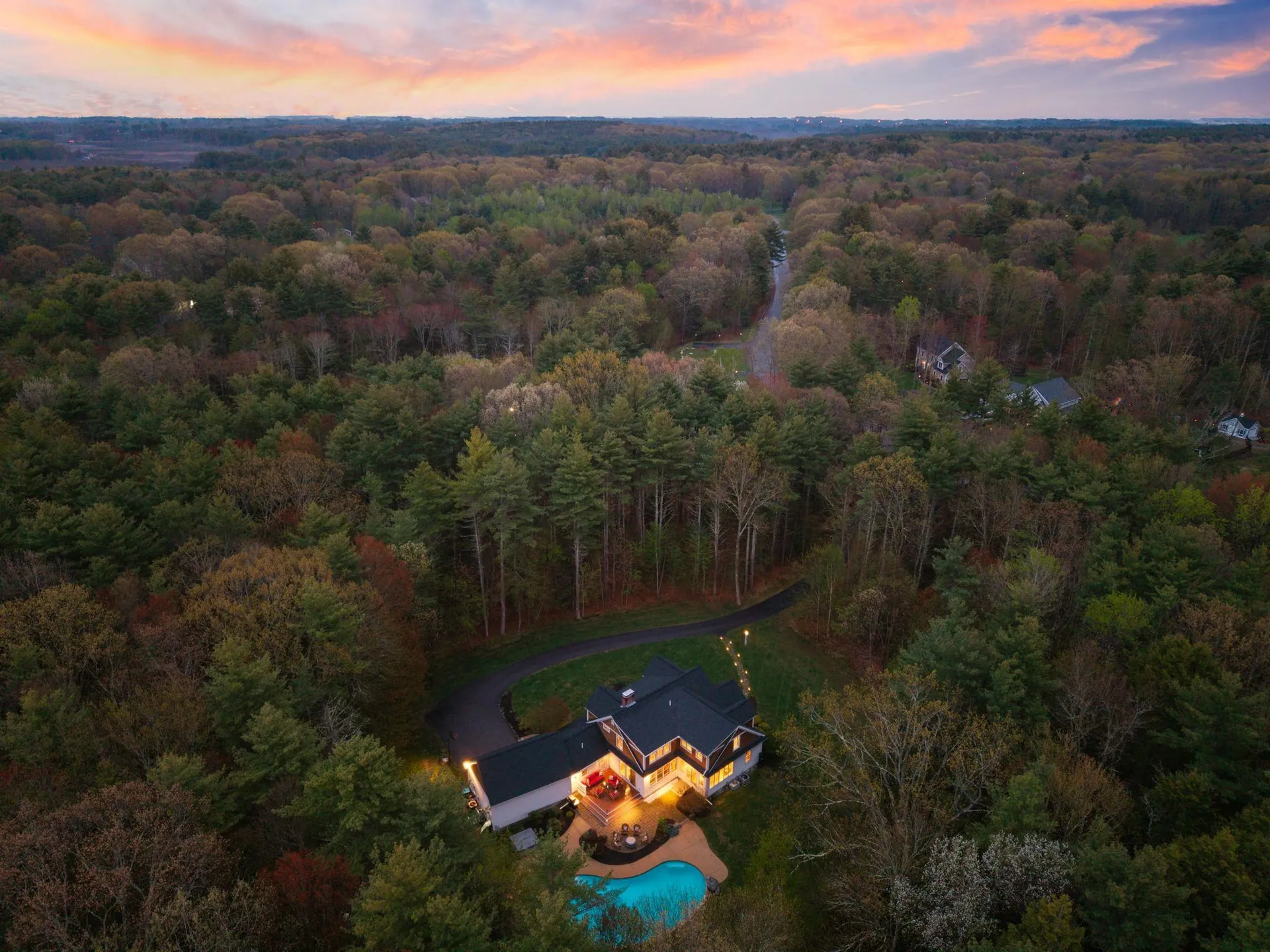 15 Wiggin Way Stratham NH 03885