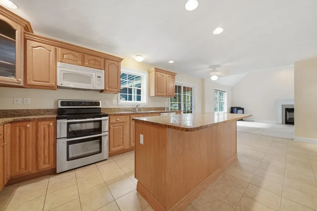 60 Christian Farm Drive New Boston NH 03070