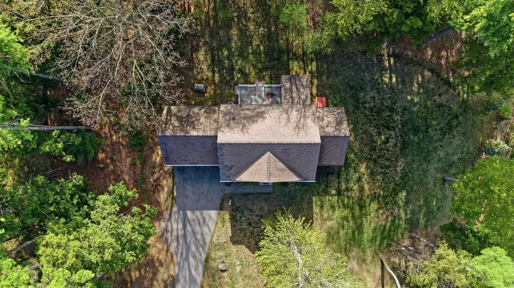 60 Christian Farm Drive New Boston NH 03070