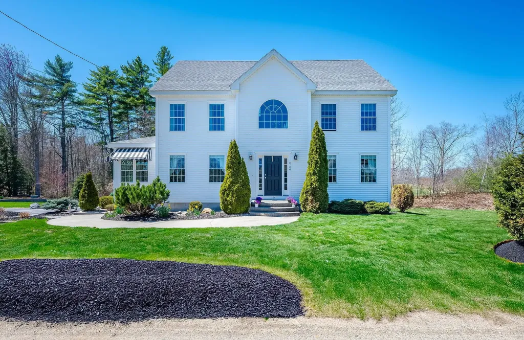 34 Coles Pond Road Somersworth NH 03878