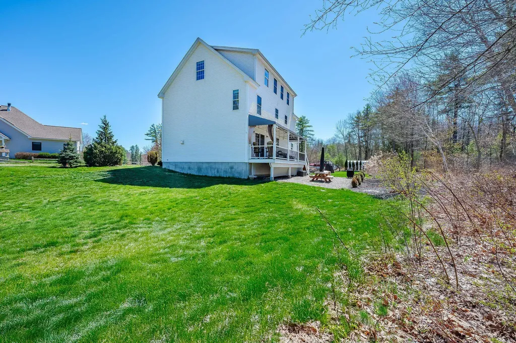 34 Coles Pond Road Somersworth NH 03878