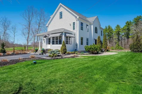 34 Coles Pond Road Somersworth NH 03878
