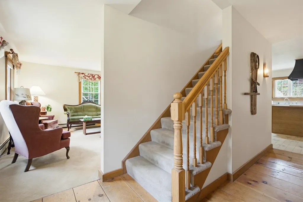 22 Hillview Drive Chichester NH 03258