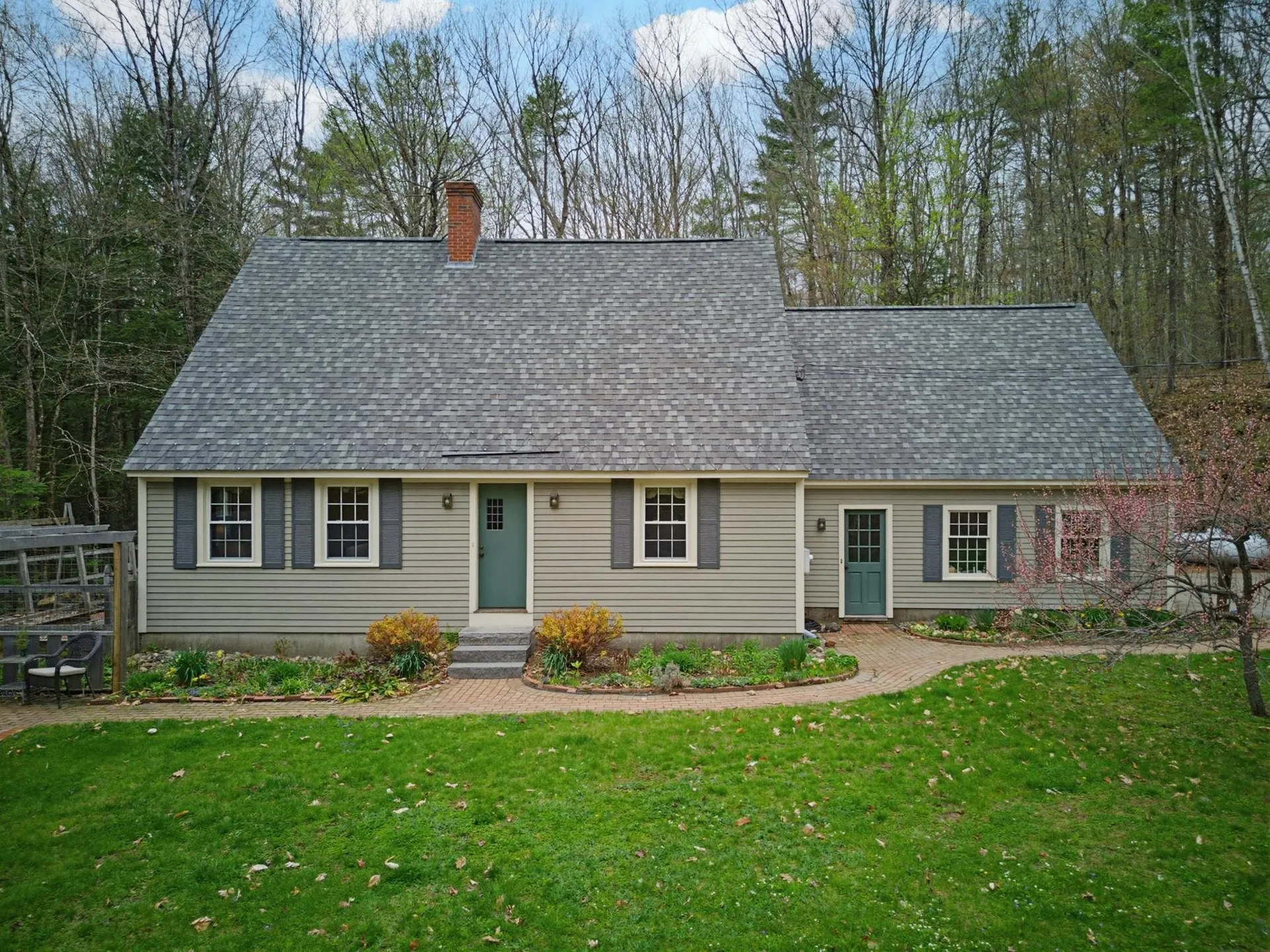 22 Hillview Drive Chichester NH 03258