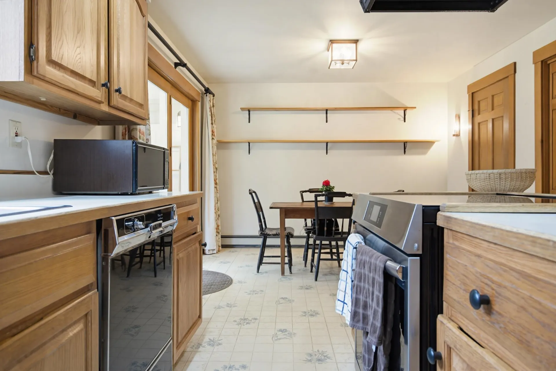 22 Hillview Drive Chichester NH 03258