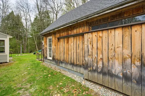 22 Hillview Drive Chichester NH 03258