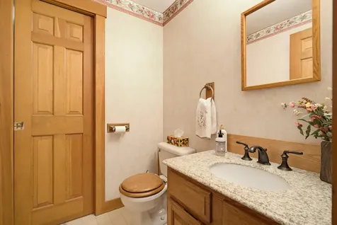 22 Hillview Drive Chichester NH 03258