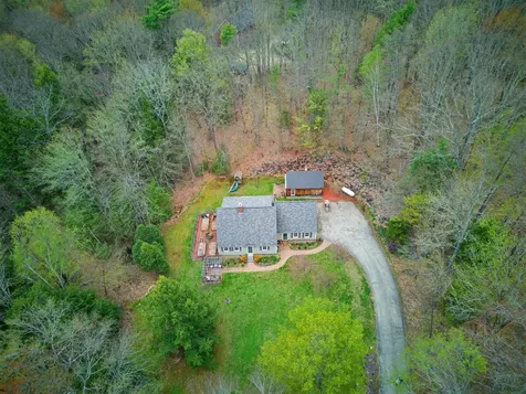 22 Hillview Drive Chichester NH 03258