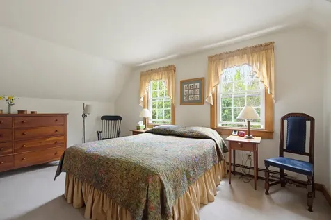 22 Hillview Drive Chichester NH 03258