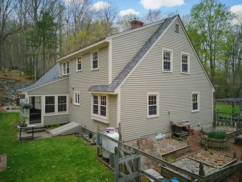 22 Hillview Drive Chichester NH 03258