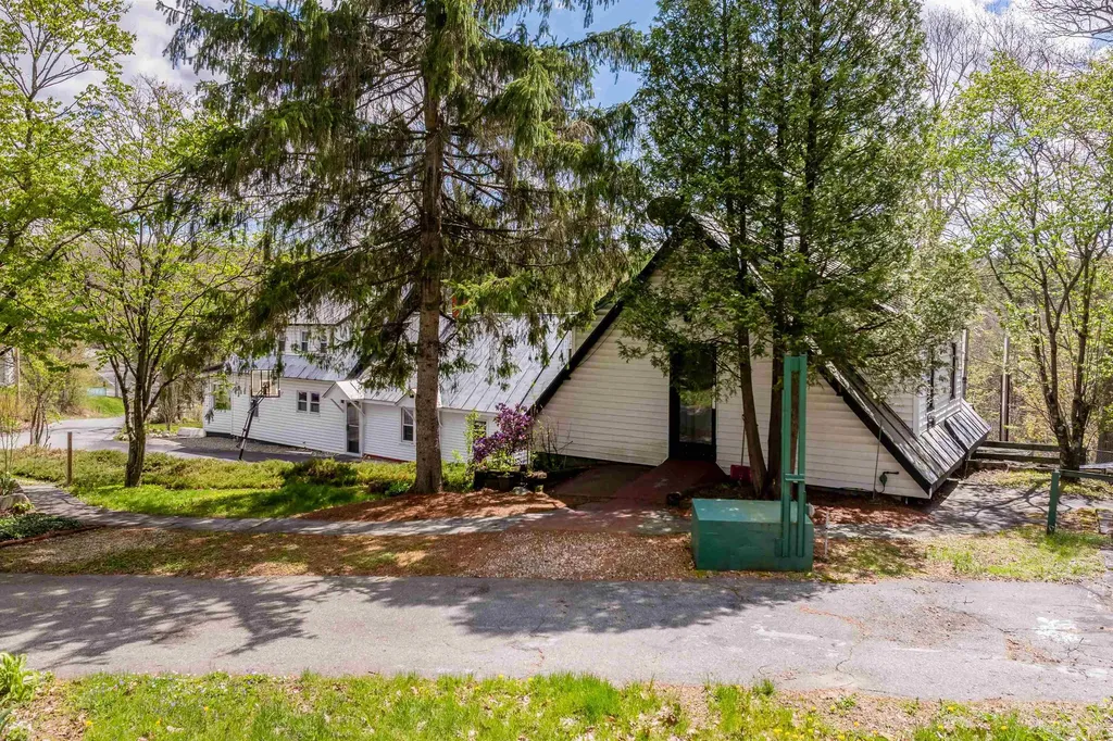 265 Bank Street Extension Lebanon NH 03766