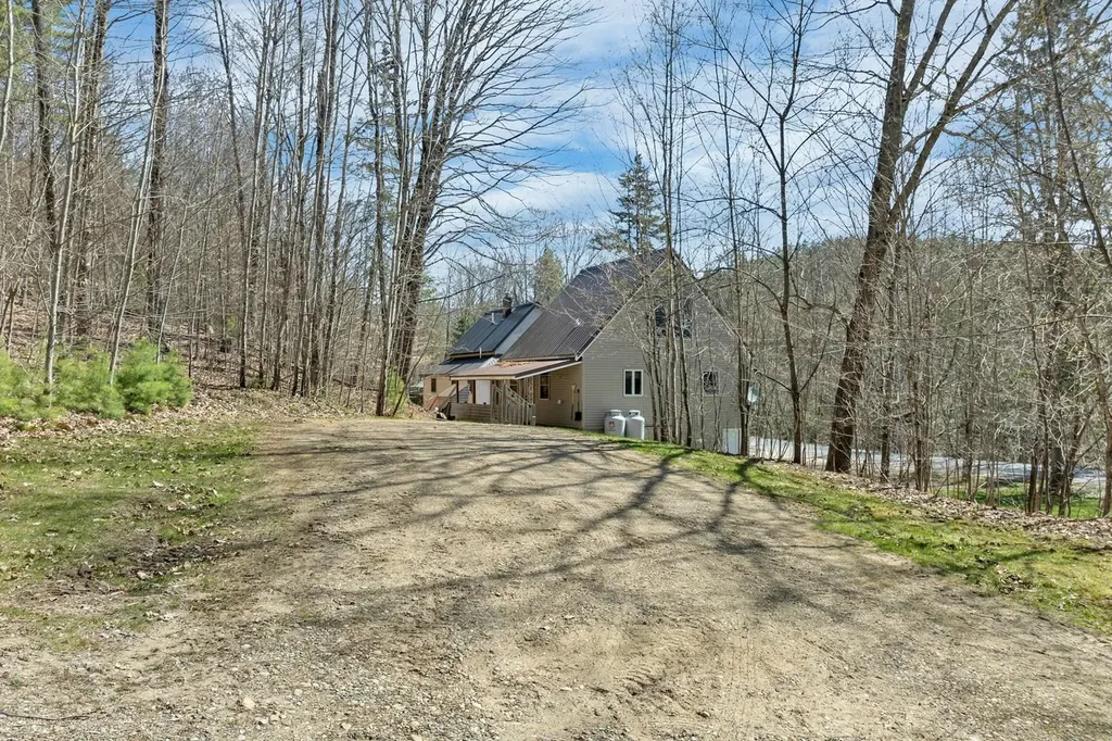 151/155 Mill Brook Road Thornton NH 03285