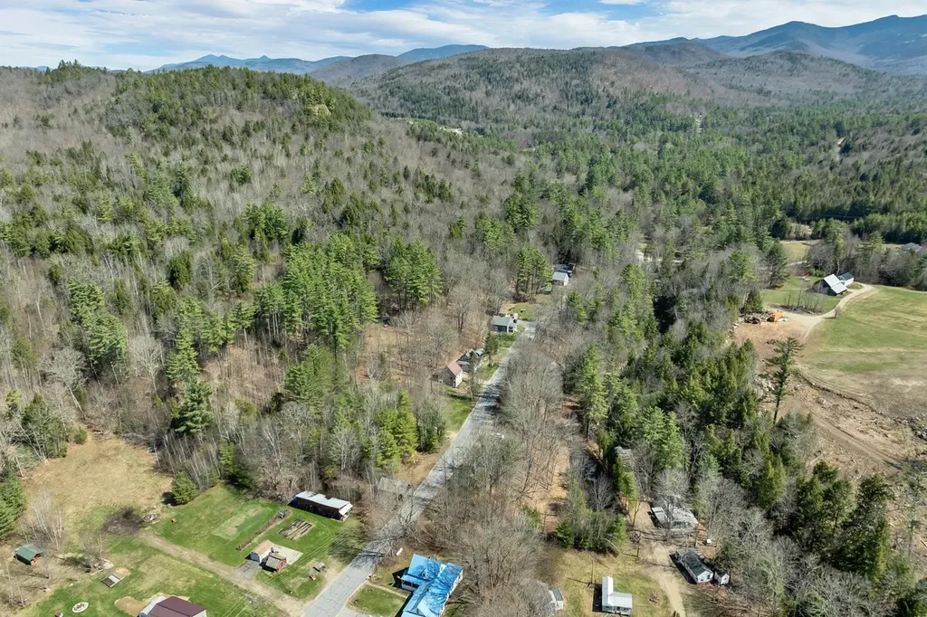 151/155 Mill Brook Road Thornton NH 03285