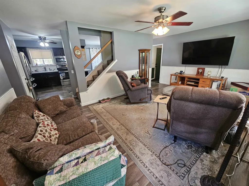 98 Cedarwood Terrace Georgia VT 05468