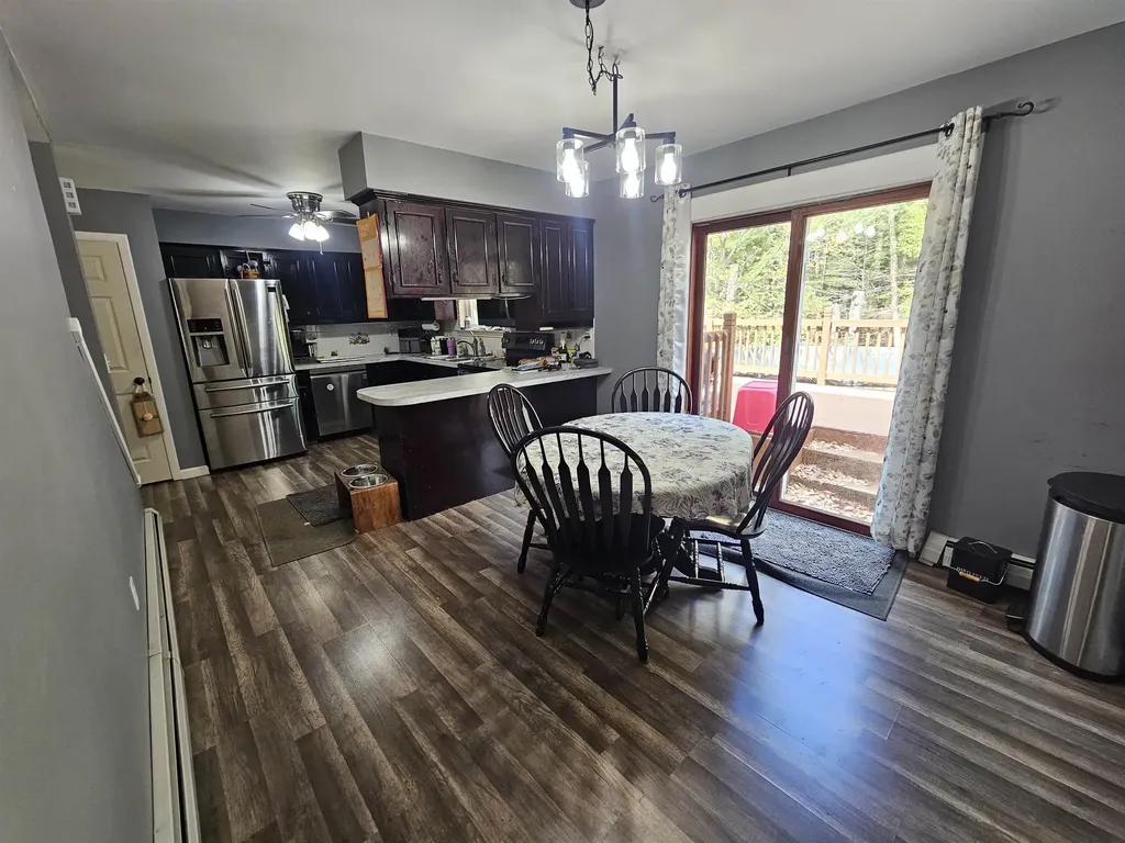 98 Cedarwood Terrace Georgia VT 05468