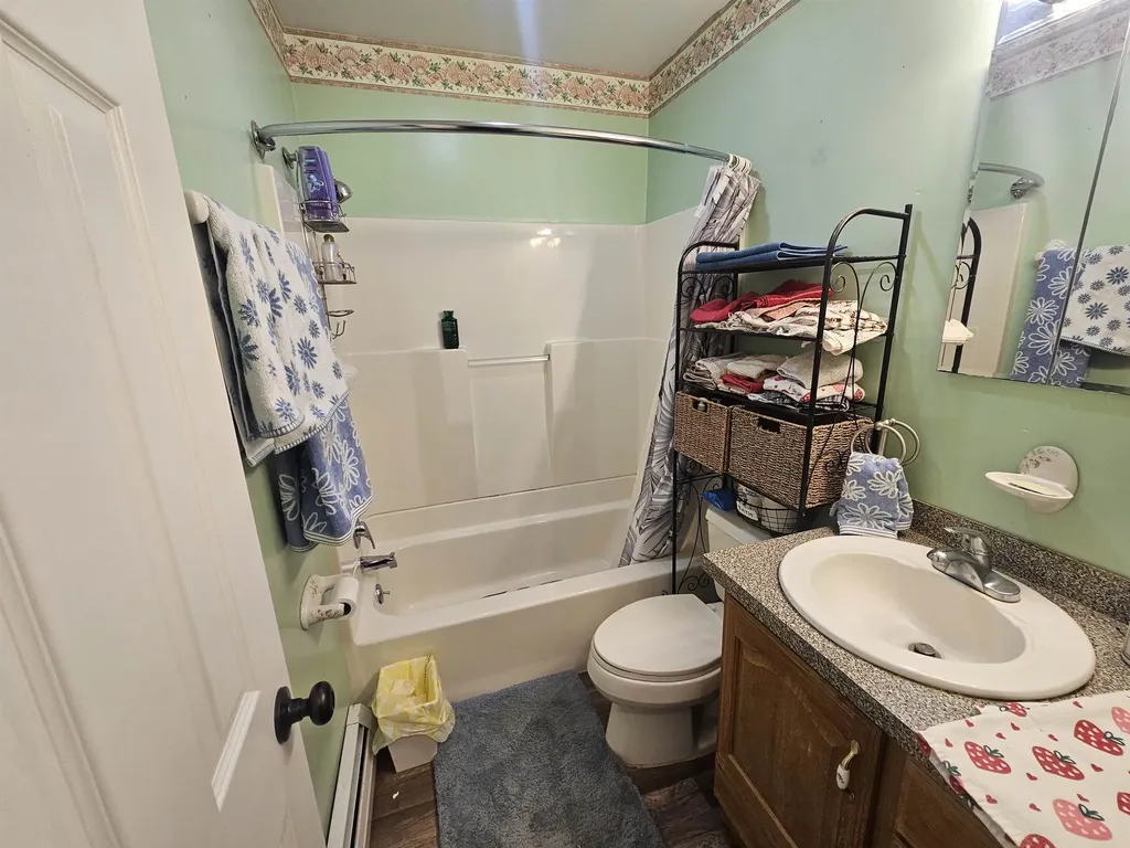 98 Cedarwood Terrace Georgia VT 05468