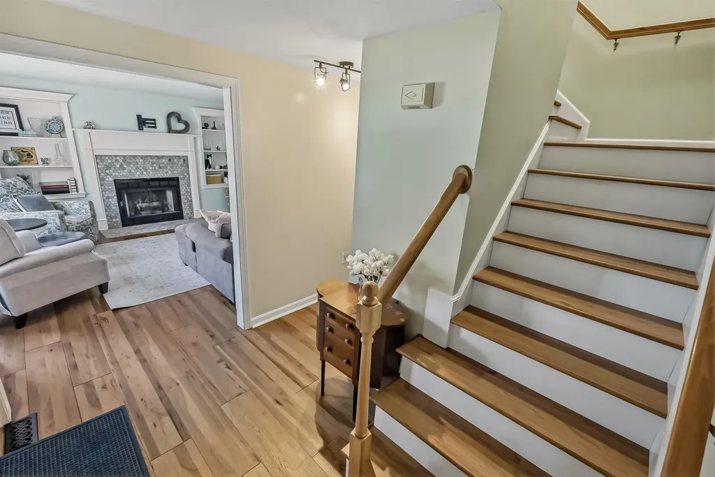 18 Meetinghouse Road Keene NH 03431