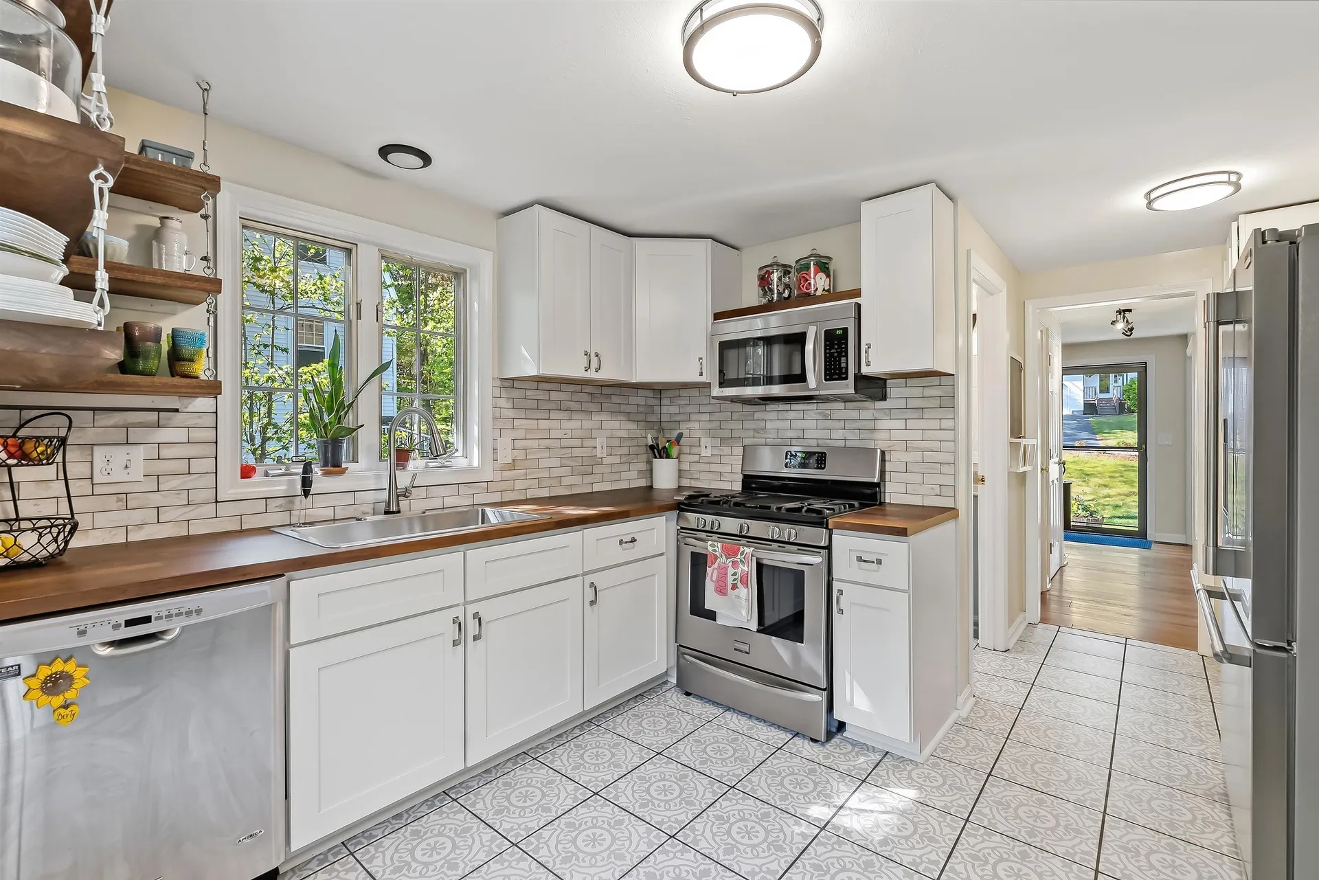 18 Meetinghouse Road Keene NH 03431