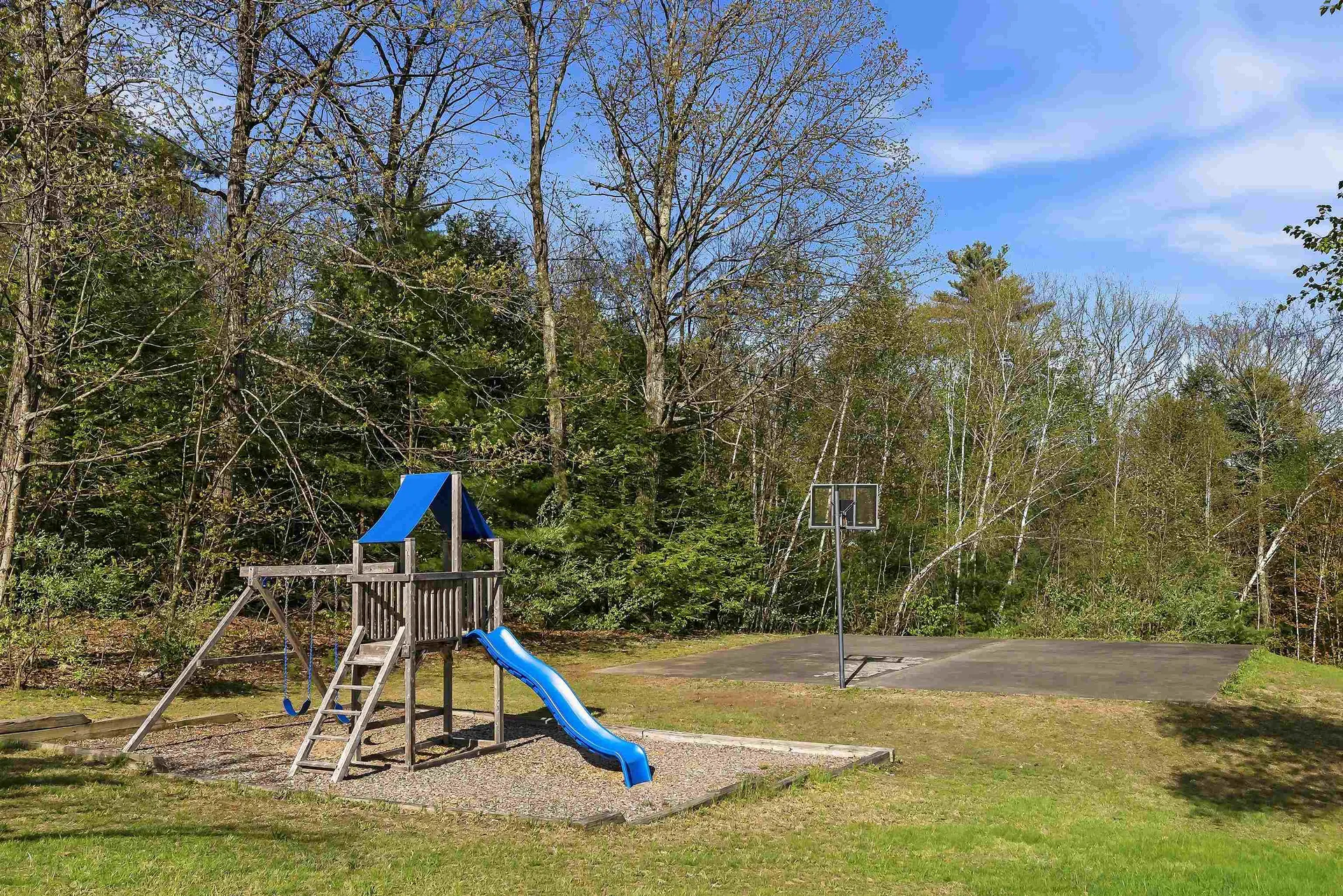18 Meetinghouse Road Keene NH 03431