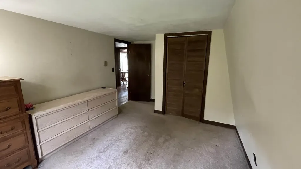 33 Forrest Lane Newfane VT 05345