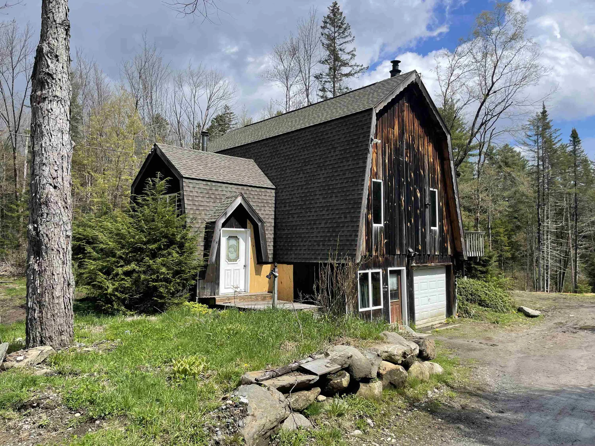 33 Forrest Lane Newfane VT 05345