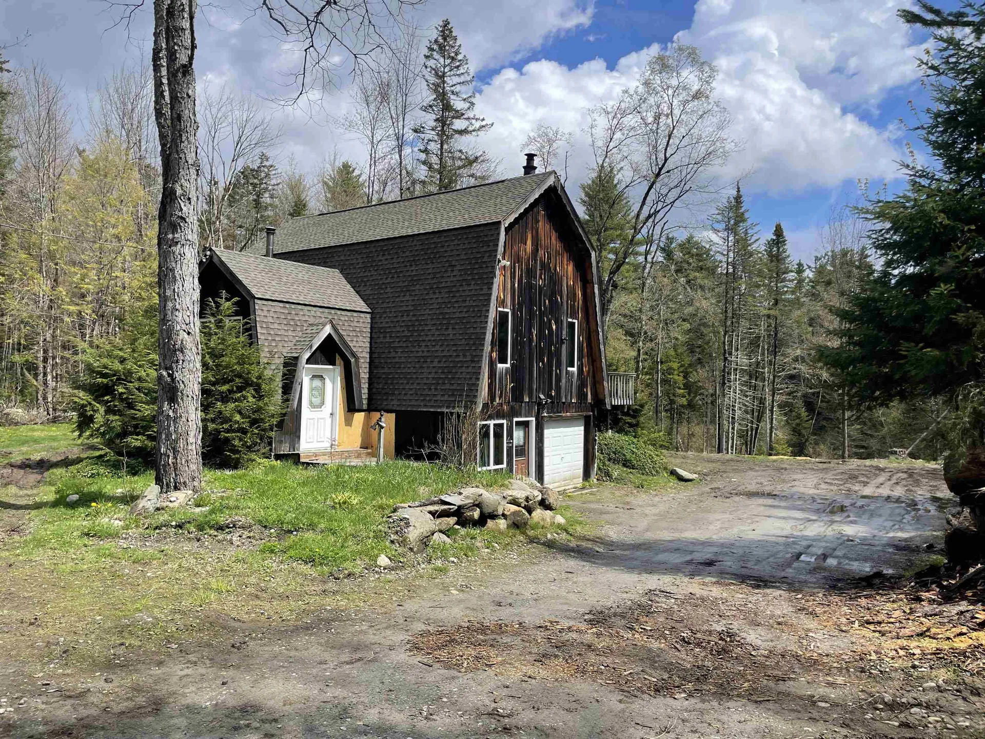 33 Forrest Lane Newfane VT 05345