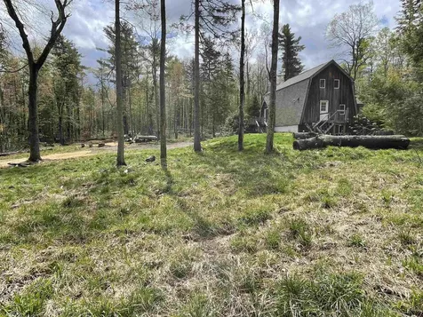 33 Forrest Lane Newfane VT 05345